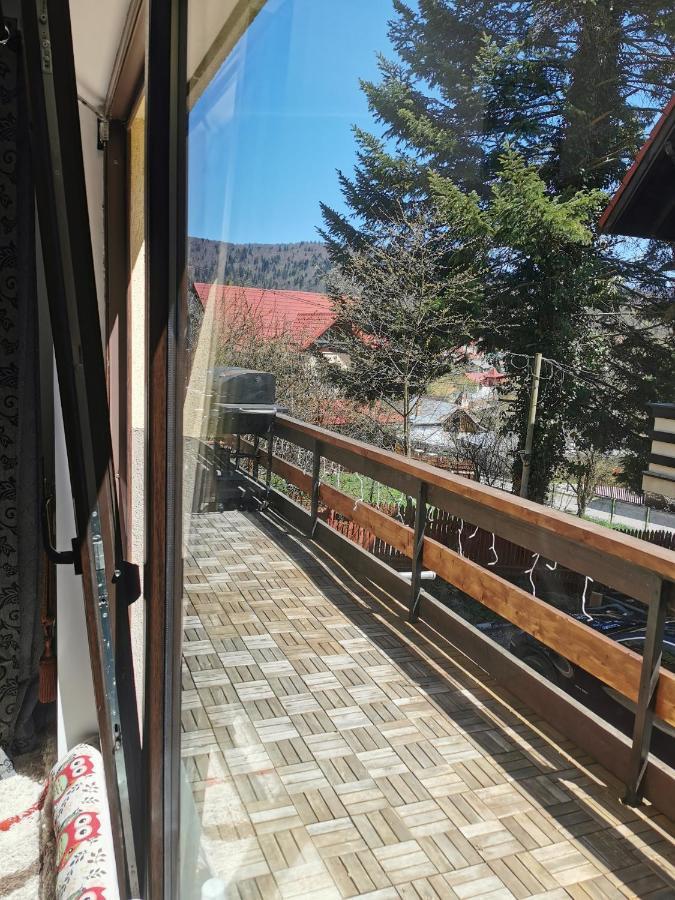 Apartament Kalinderu K2 Buşteni Exterior foto