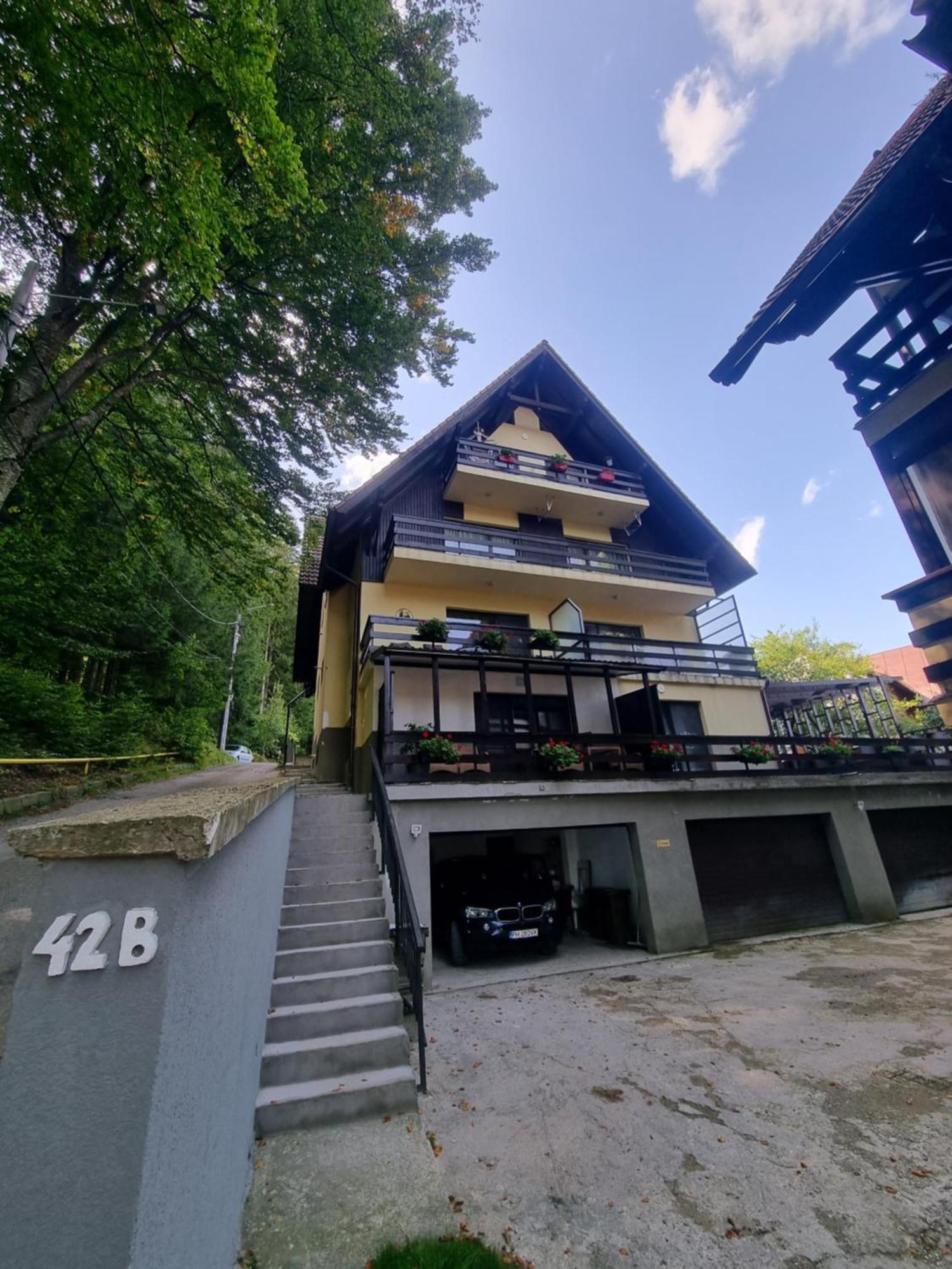 Apartament Kalinderu K2 Buşteni Exterior foto